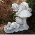Steinfigur "Gartenzwerge auf Pilz"